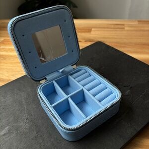 ✨NEW Swarovski Light Blue Jewelry Box Case ✨